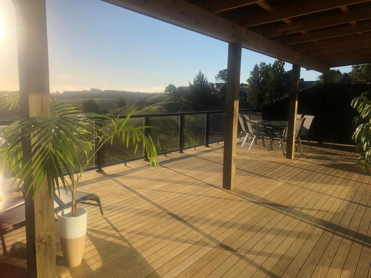 Villa Little House On The Hill Whanganui Esterno foto